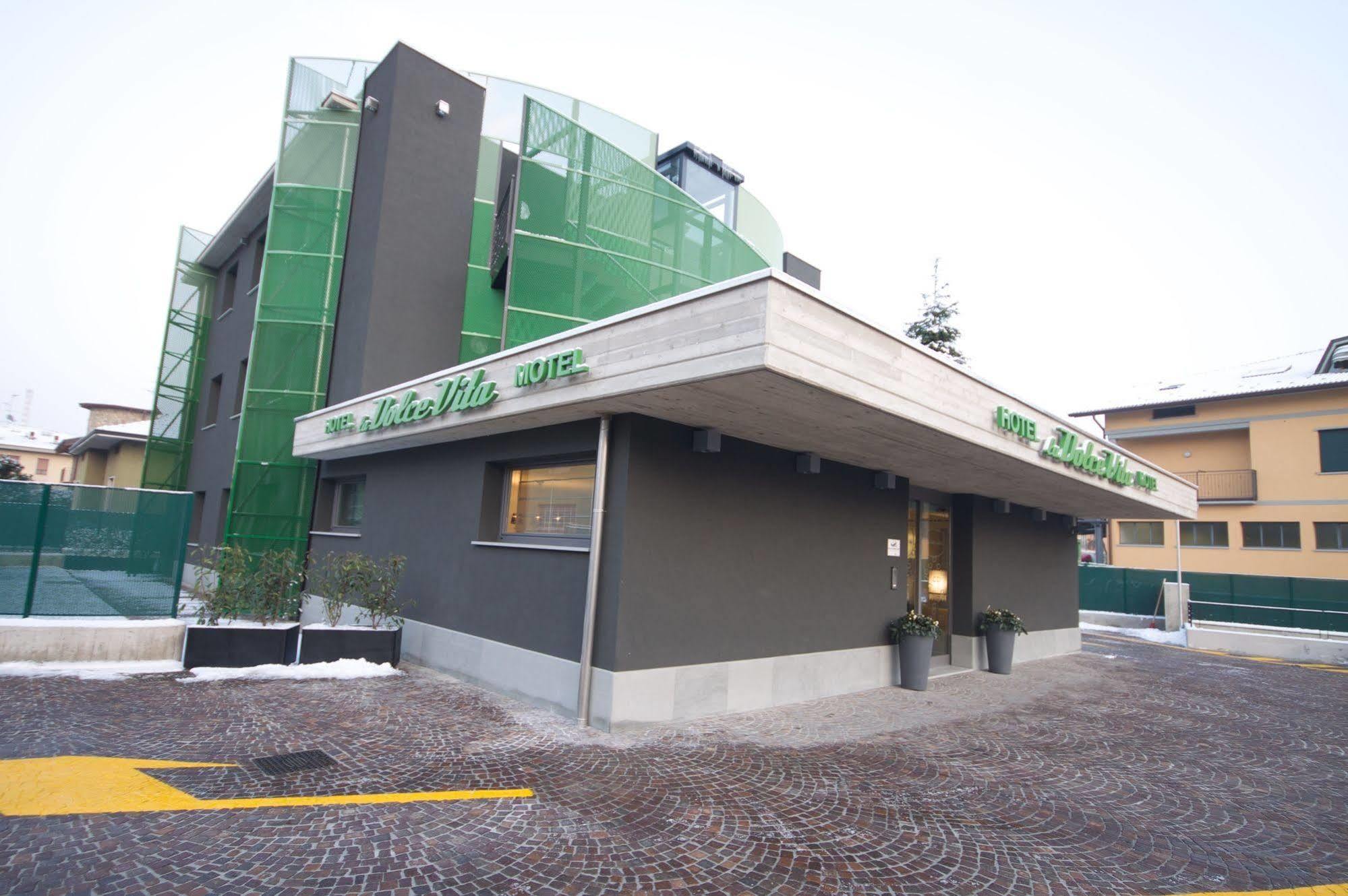 Invilladiserio Hotel Villa di Serio Exterior photo